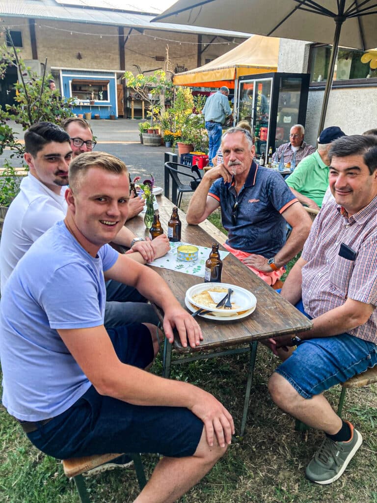 Mitglieder der Fachgruppe Obstbau beim Sommerfest